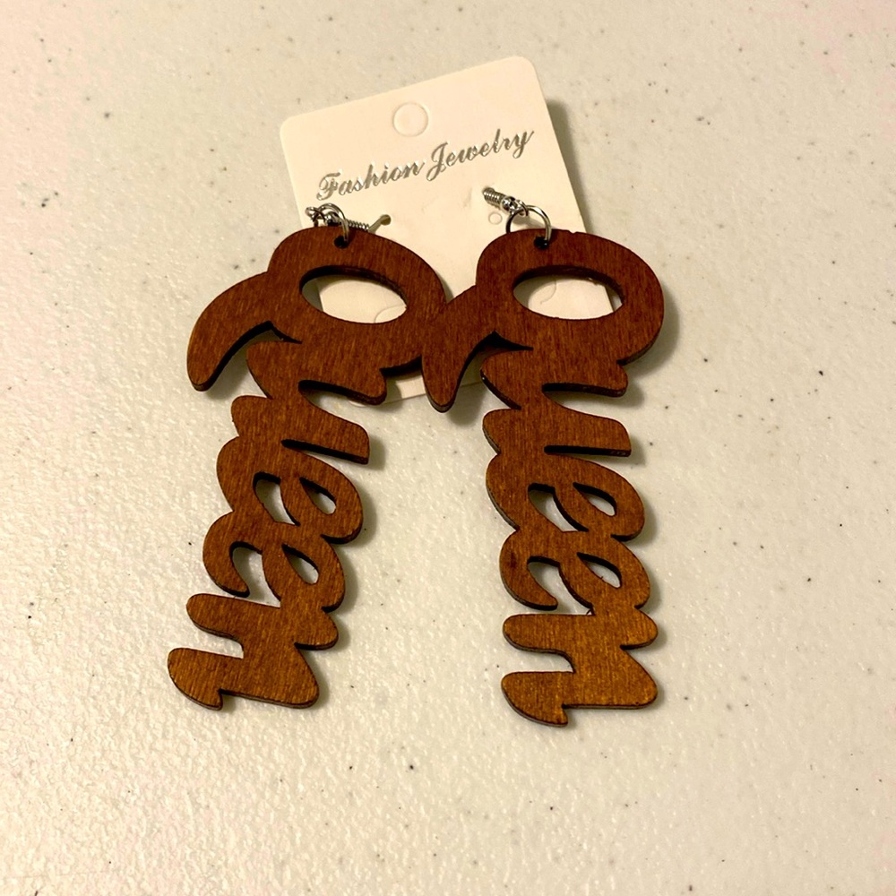 Queen Earrings